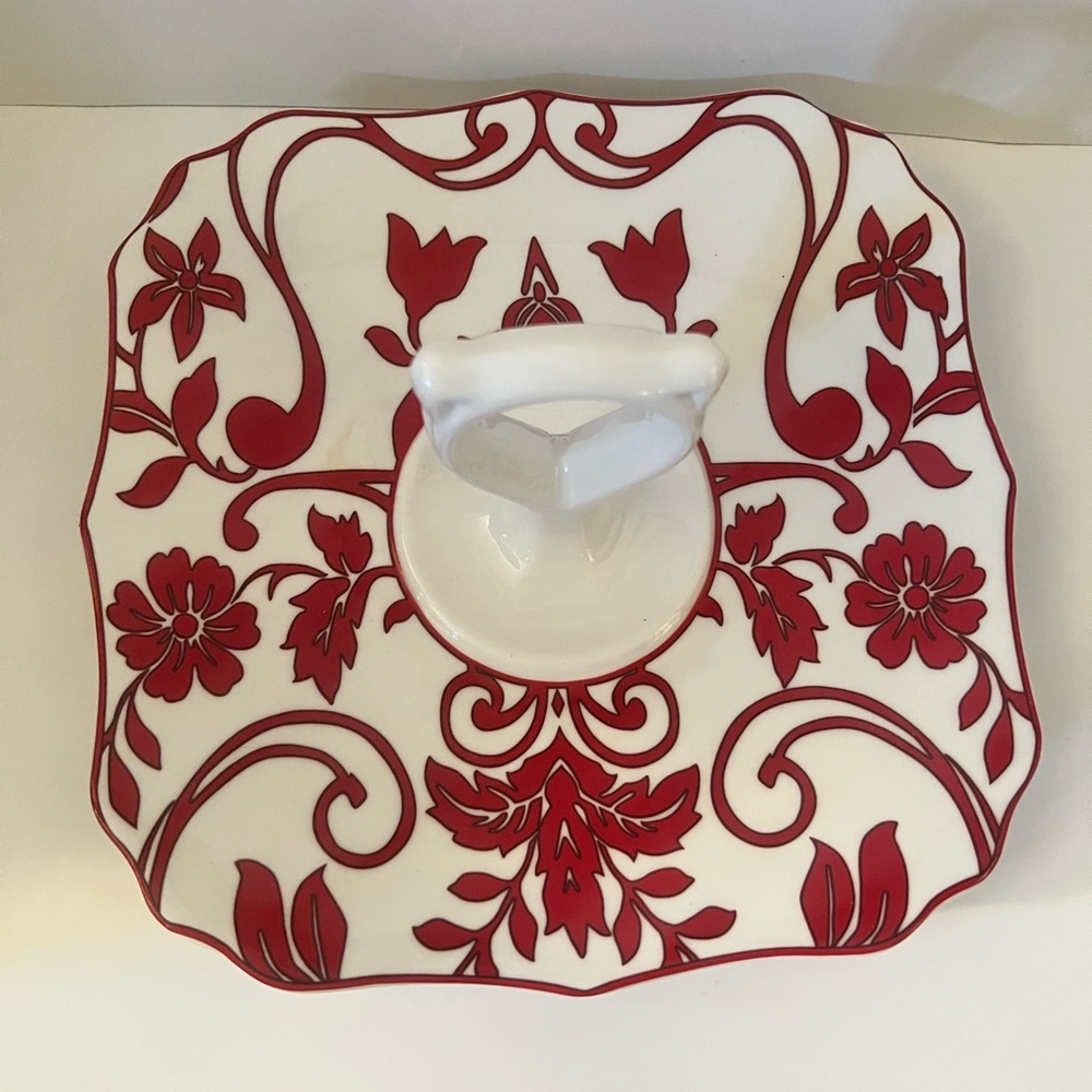 Red Velvet Sweets Tray by Rosanna - Picture 6 of 7